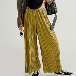 Free People Winona Pleated Flare Pants in Chartreuse XL